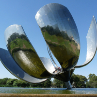 Floralis Generica, Palermo, Buenos Aires